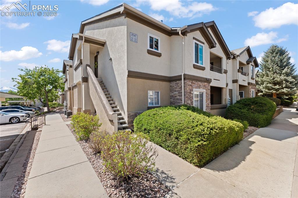 3747 Riviera Grove #201, Colorado Springs, CO 80922