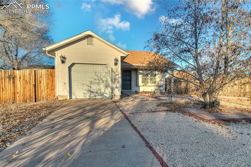 4449 Fenton Rd., Colorado Springs, CO 80916