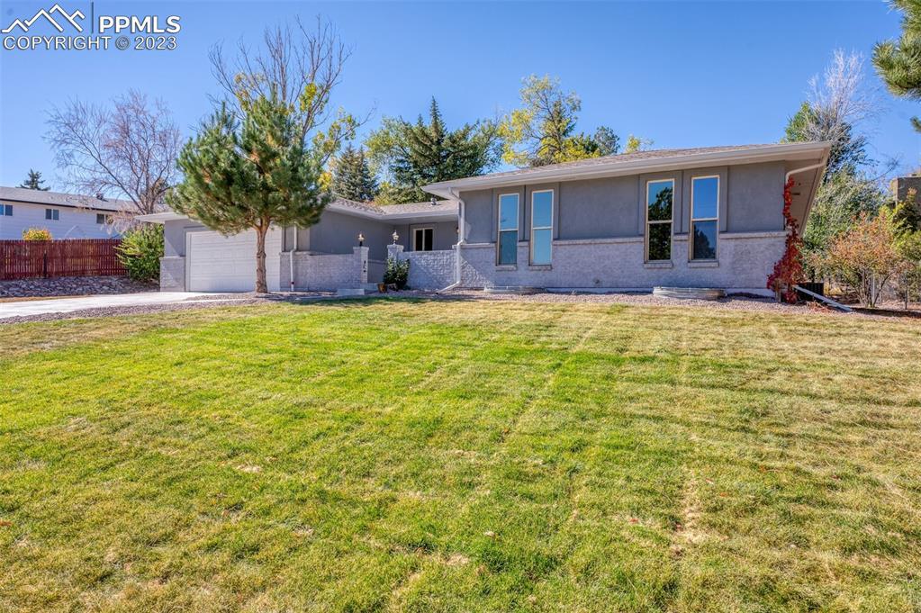 2575 Garden Way, Colorado Springs, CO 80918