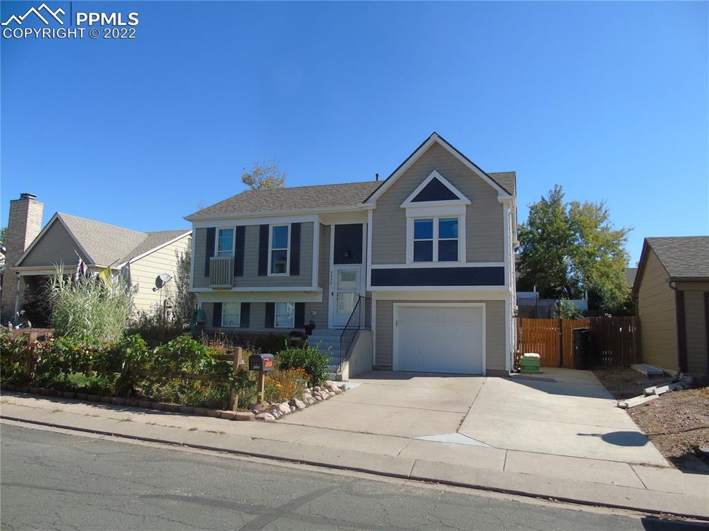 2535 Plymouth Dr., Colorado Springs, CO 80916