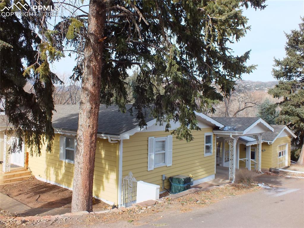 11 Deneta Dr., Manitou Springs, CO 80829