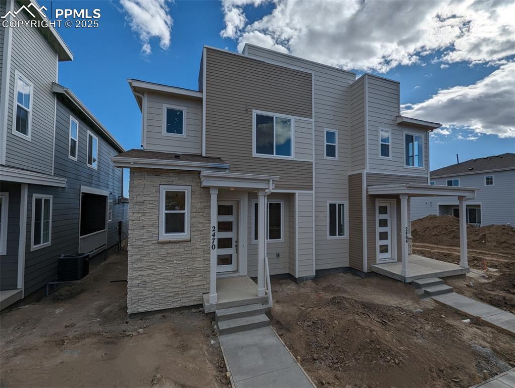 2470 Vanhoutte View, Colorado Springs, CO 80915