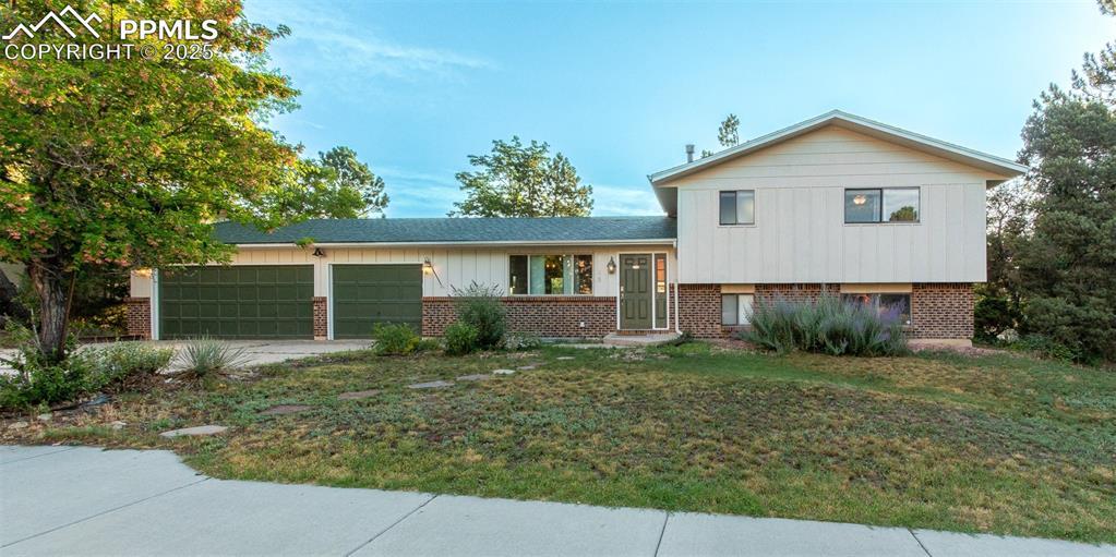 7305 Delmonico Dr., Colorado Springs, CO 80919