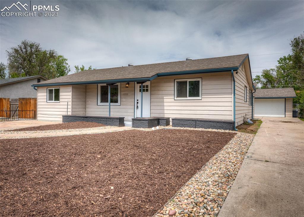 113 Hayes Dr., Colorado Springs, CO 80911