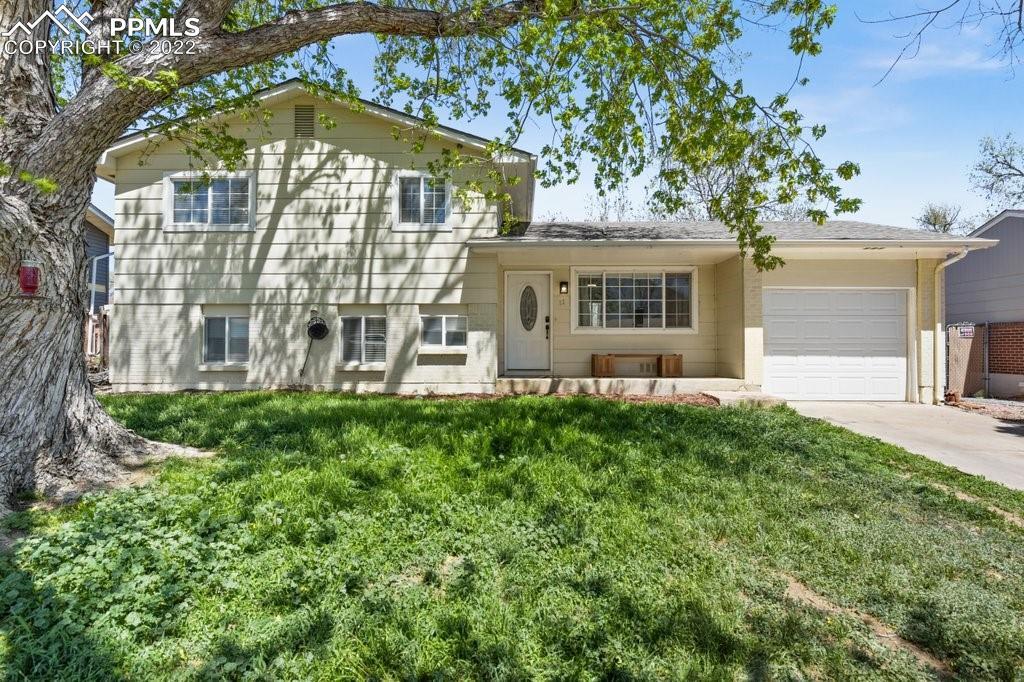 11 W Clover Cir., Colorado Springs, CO 80906