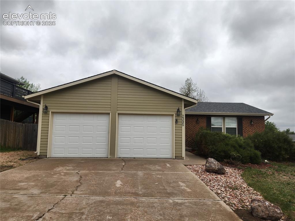 2305 Distinctive Dr., Colorado Springs, CO 80920