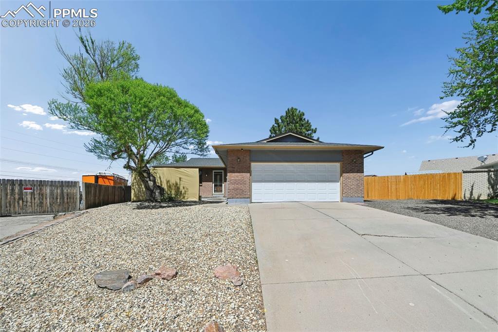 903 Bluelace Dr., Pueblo, CO 81001