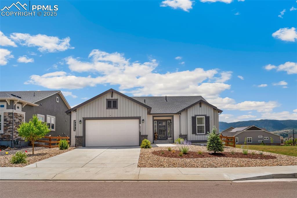 16860 New Autumn Dr., Monument, CO 80132