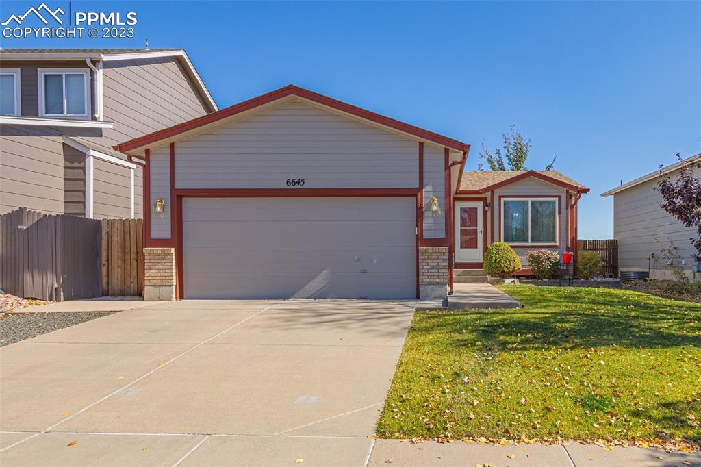 6645 Bear Tooth Dr., Colorado Springs, CO 80923