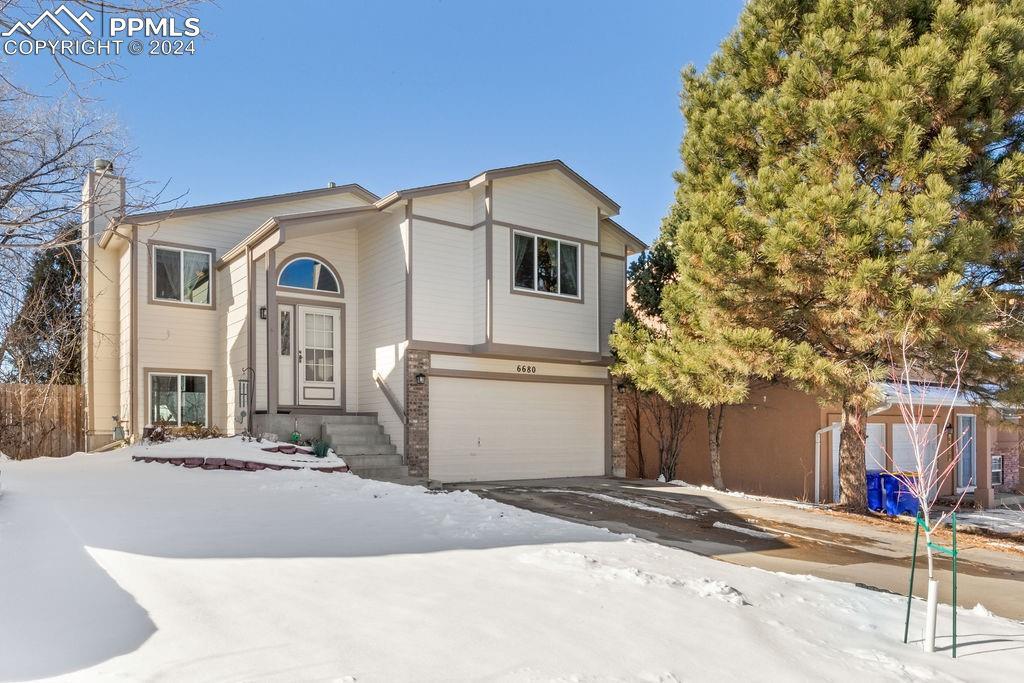 6680 Montarbor Dr., Colorado Springs, CO 80920