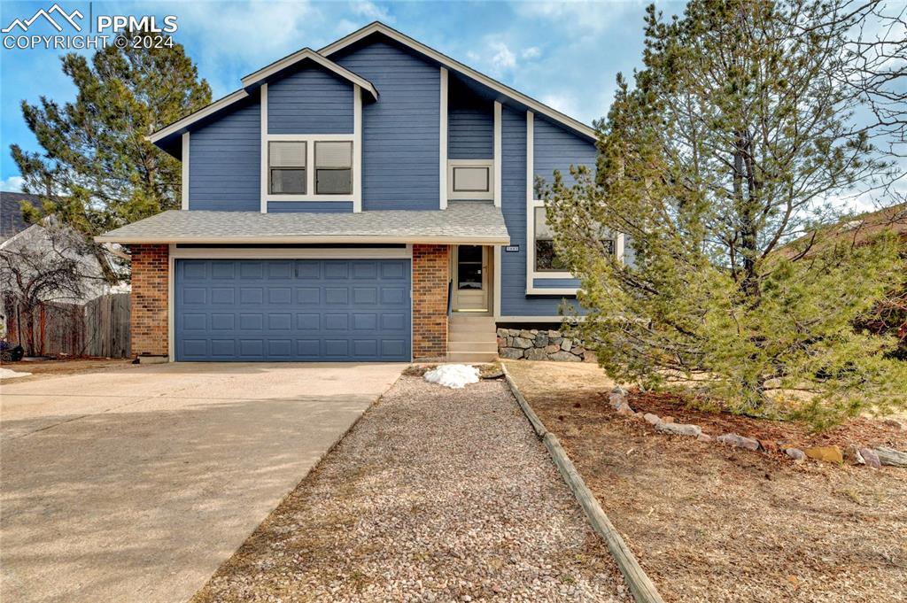 7441 Liberty Bell Dr., Colorado Springs, CO 80920