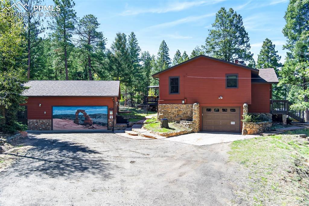 55 Ponderosa Ln., Woodland Park, CO 80863