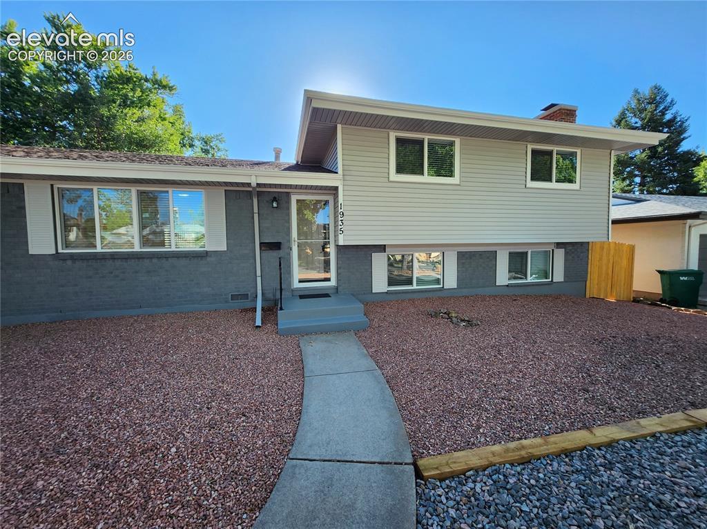 1935 Berkshire Ln., Colorado Springs, CO 80909
