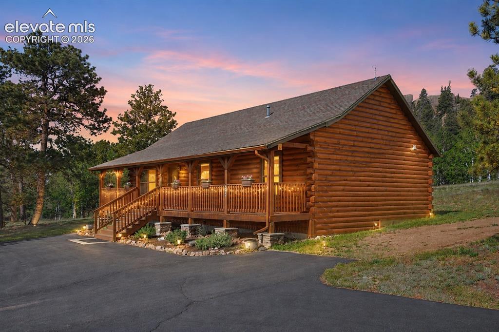 875 Hackamore Dr., Florissant, CO 80816