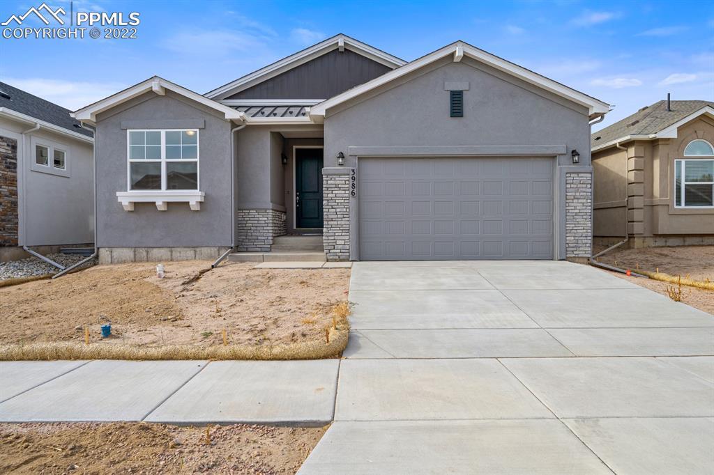 3986 Ivy Hill Dr., Colorado Springs, CO 80922