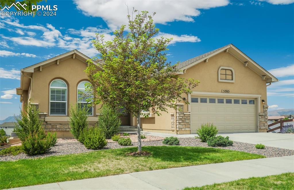 5703 Thurber Dr., Colorado Springs, CO 80924