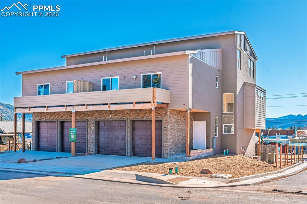 205 W Henrietta Ave., Woodland Park, CO 80863