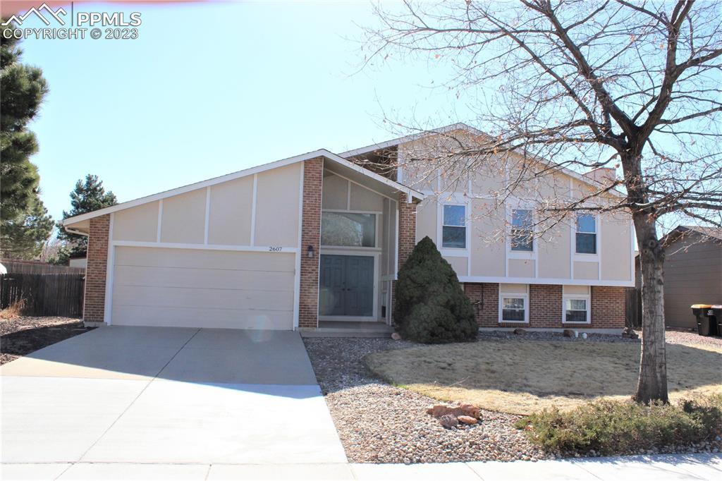 2607 Legend Dr., Colorado Springs, CO 80920