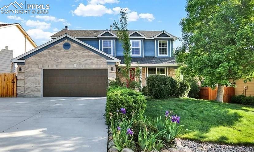 660 Fernglen Ct., Colorado Springs, CO 80906