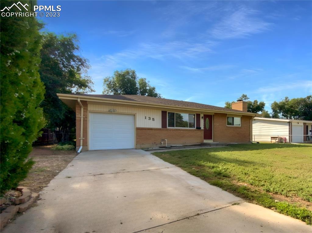 135 Dartmouth St., Colorado Springs, CO 80911