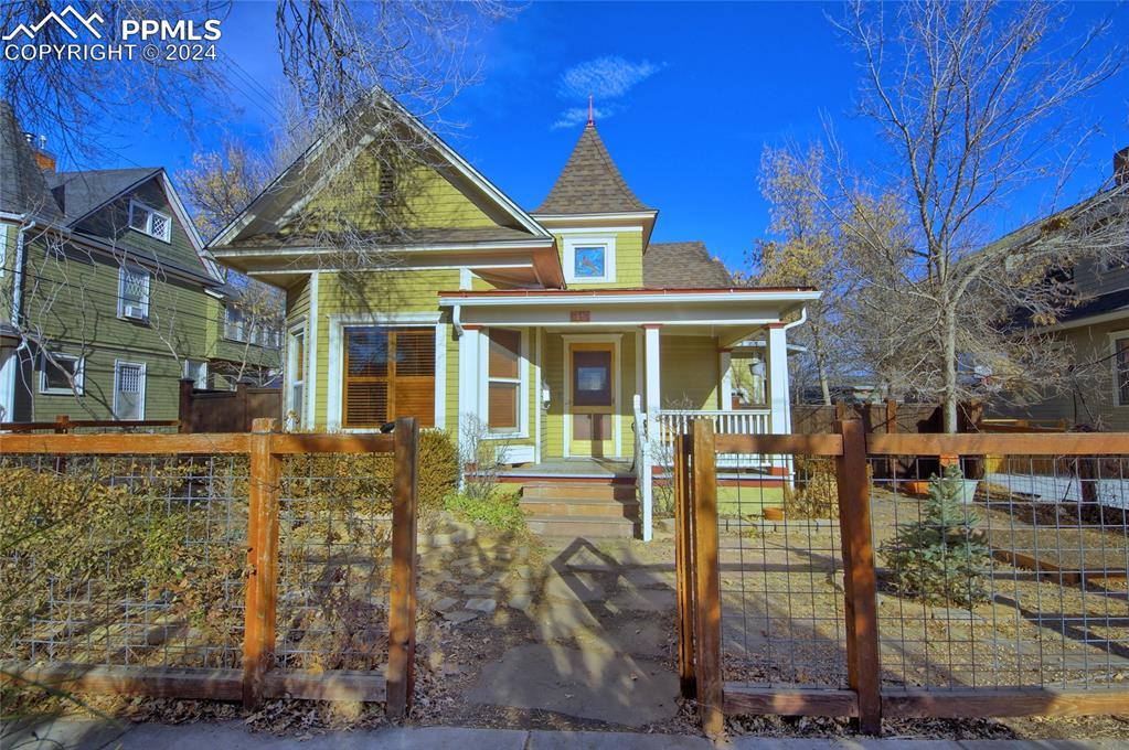 218 E Espanola St., Colorado Springs, CO 80907