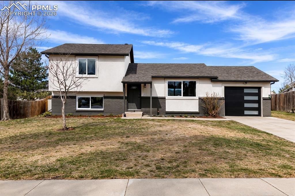 7612 Bell Dr., Colorado Springs, CO 80920
