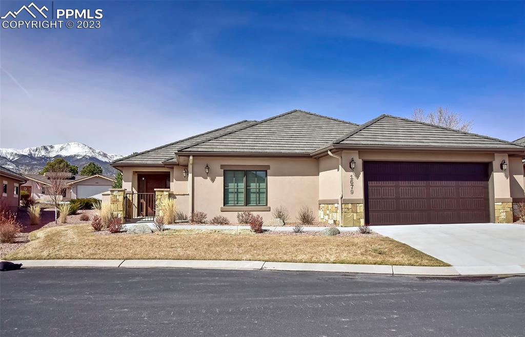 1679 Rockview Tr., Colorado Springs, CO 80904