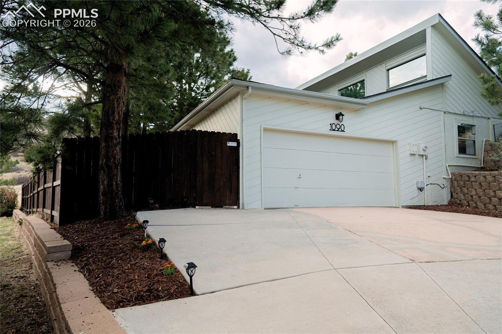 1090 N War Eagle Dr., Colorado Springs, CO 80919