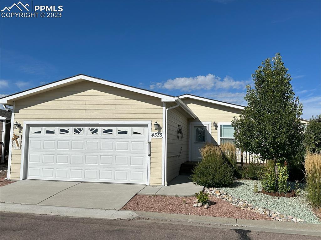4335 Blue Grouse Point, Colorado Springs, CO 80922