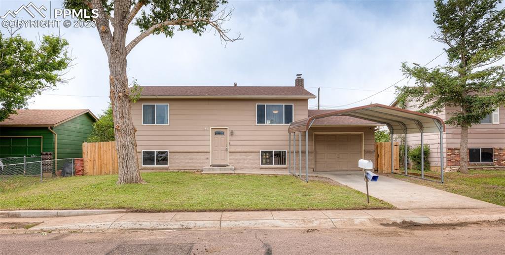 1652 Kensington Dr., Colorado Springs, CO 80906