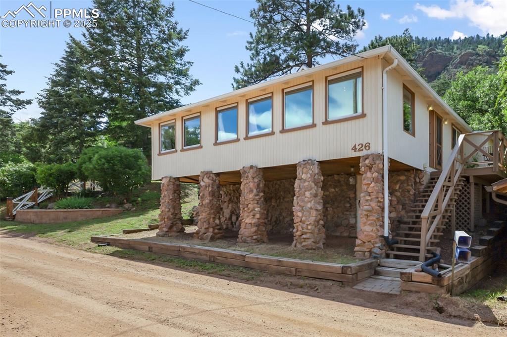 426 Corona Ave., Palmer Lake, CO 80133