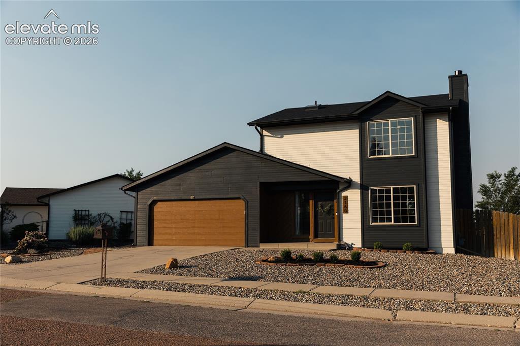 2160 Ambleside Dr., Colorado Springs, CO 80915
