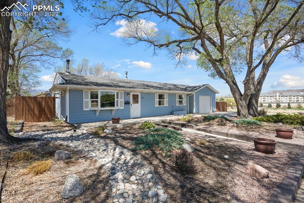 2620 Farragut Ave., Colorado Springs, CO 80907
