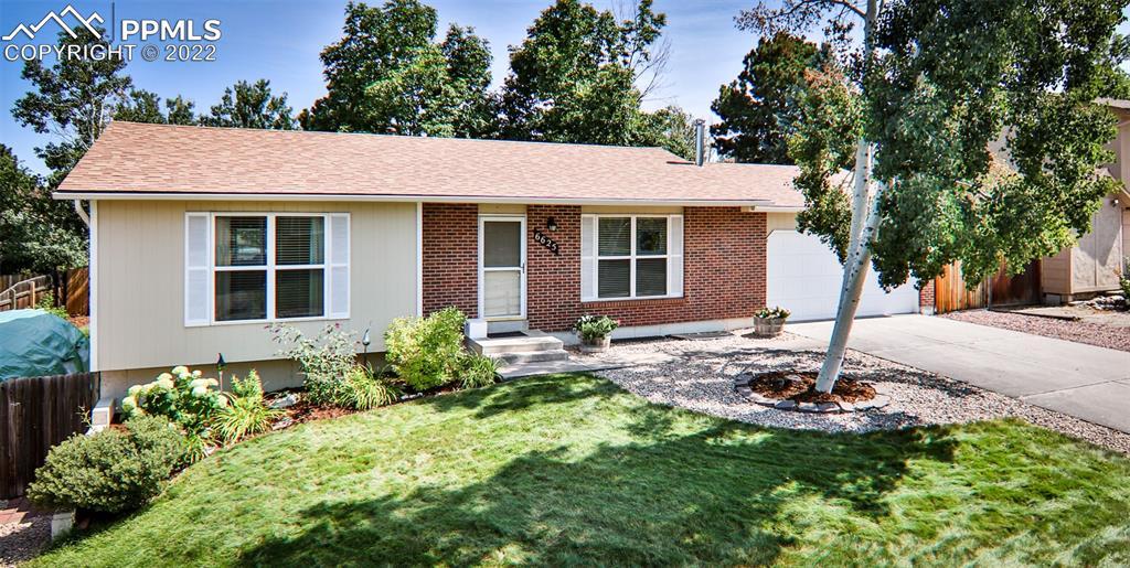 6625 Buffalo Dr., Colorado Springs, CO 80918