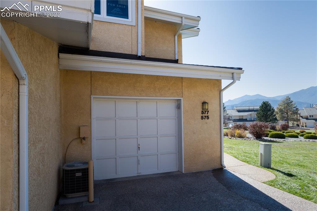 577 Observatory Dr., Colorado Springs, CO 80904