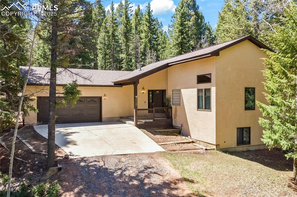 2837 Sunnywood Ave., Woodland Park, CO 80863