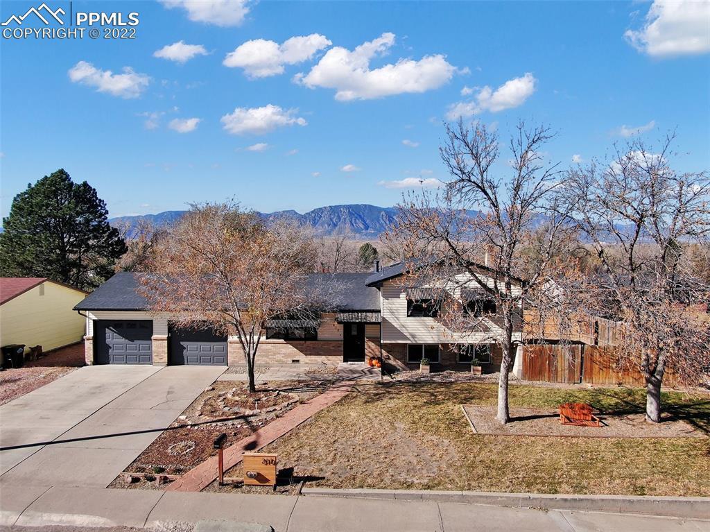 310 Cielo Vista St., Colorado Springs, CO 80911