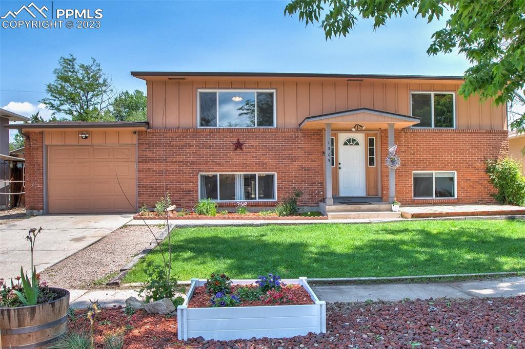 1509 Sawyer Way, Colorado Springs, CO 80909