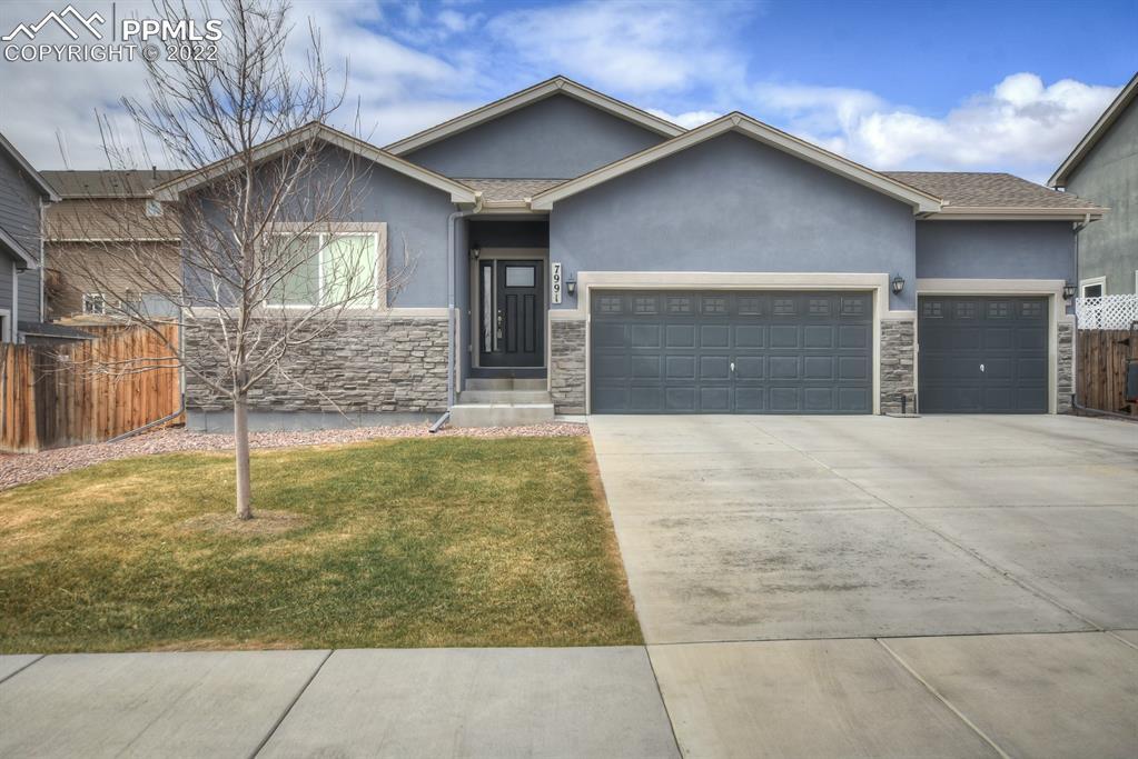 7991 Dutch Loop, Colorado Springs, CO 80925