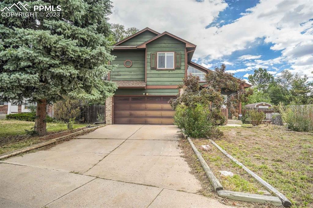 225 Wallace St., Colorado Springs, CO 80911