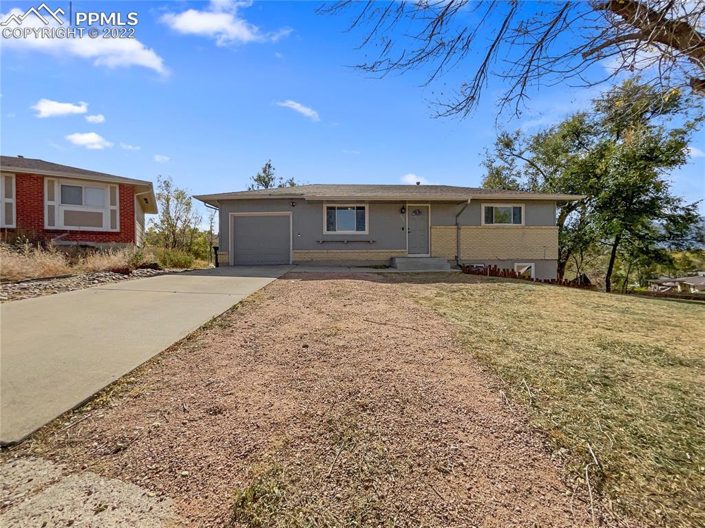 2933 Del Mar Cir., Colorado Springs, CO 80910