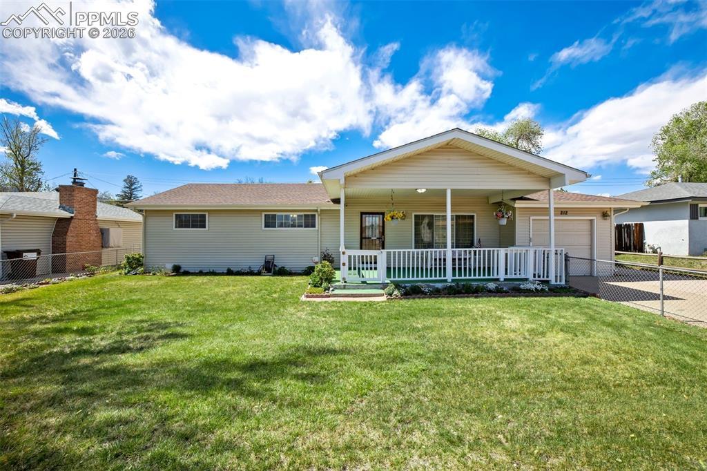 212 Rose Dr., Colorado Springs, CO 80911