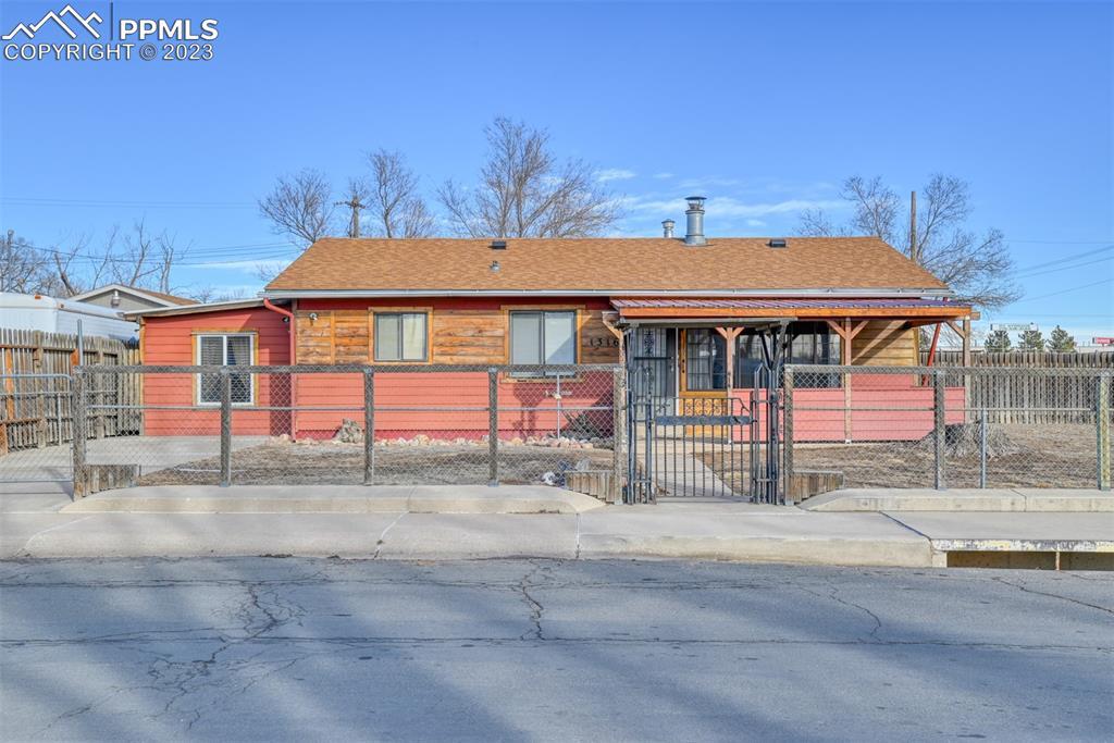 1316 Richards Ave., Colorado Springs, CO 80905
