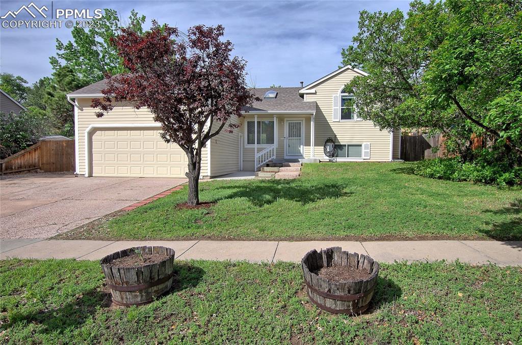 1837 Palm Dr., Colorado Springs, CO 80918