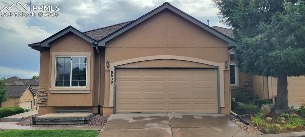 5688 Sonnet Ridge Point, Colorado Springs, CO 80918