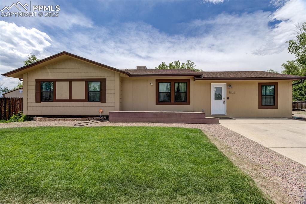 2420 Cather Ct., Colorado Springs, CO 80916