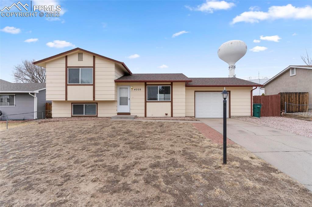 4009 Sandberg Dr., Colorado Springs, CO 80911