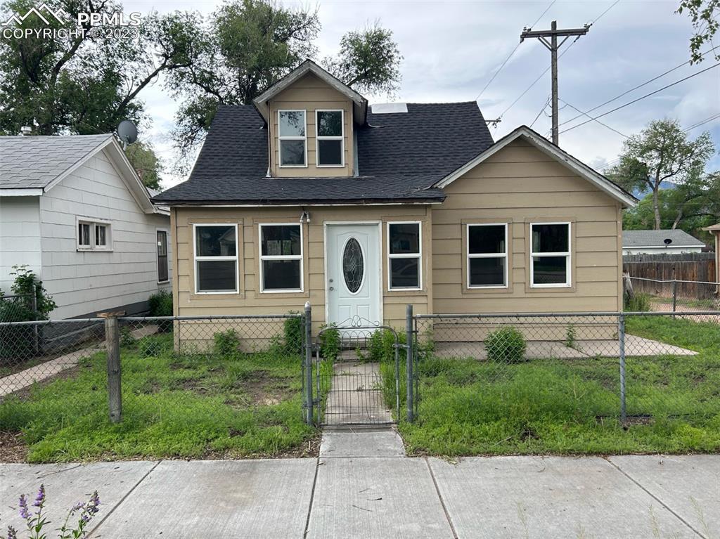 15 W Fountain Blvd., Colorado Springs, CO 80903