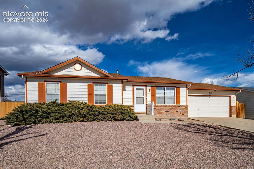 813 Meadows Ave., Canon City, CO 81212