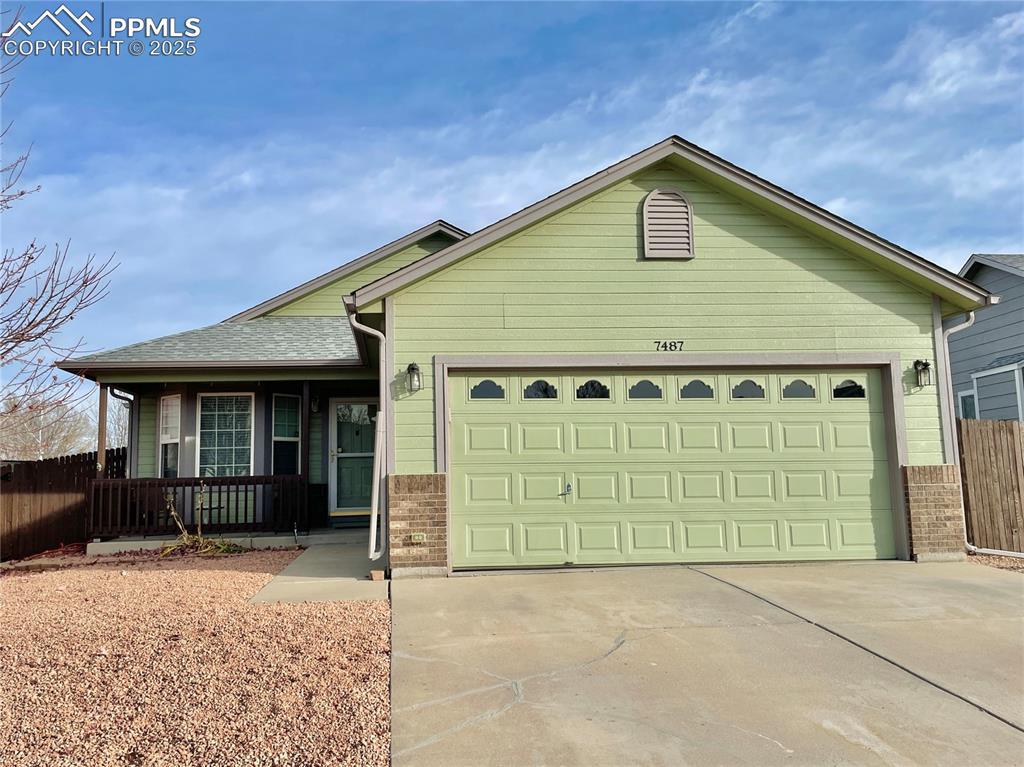 7487 Farmcrest Rd., Colorado Springs, CO 80925